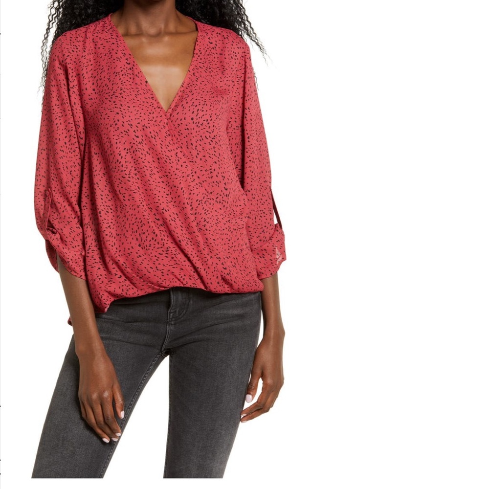 All in Favor Twist Hem Top medium